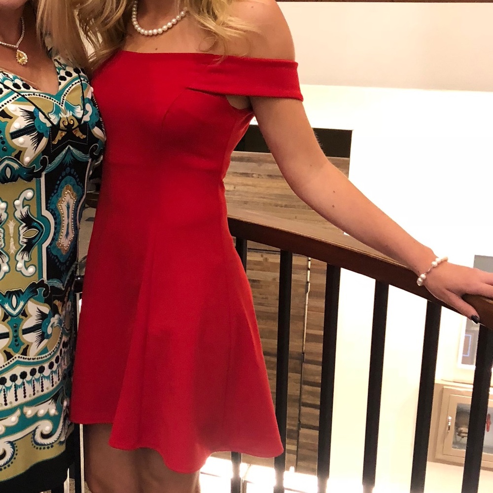 RED DRESS